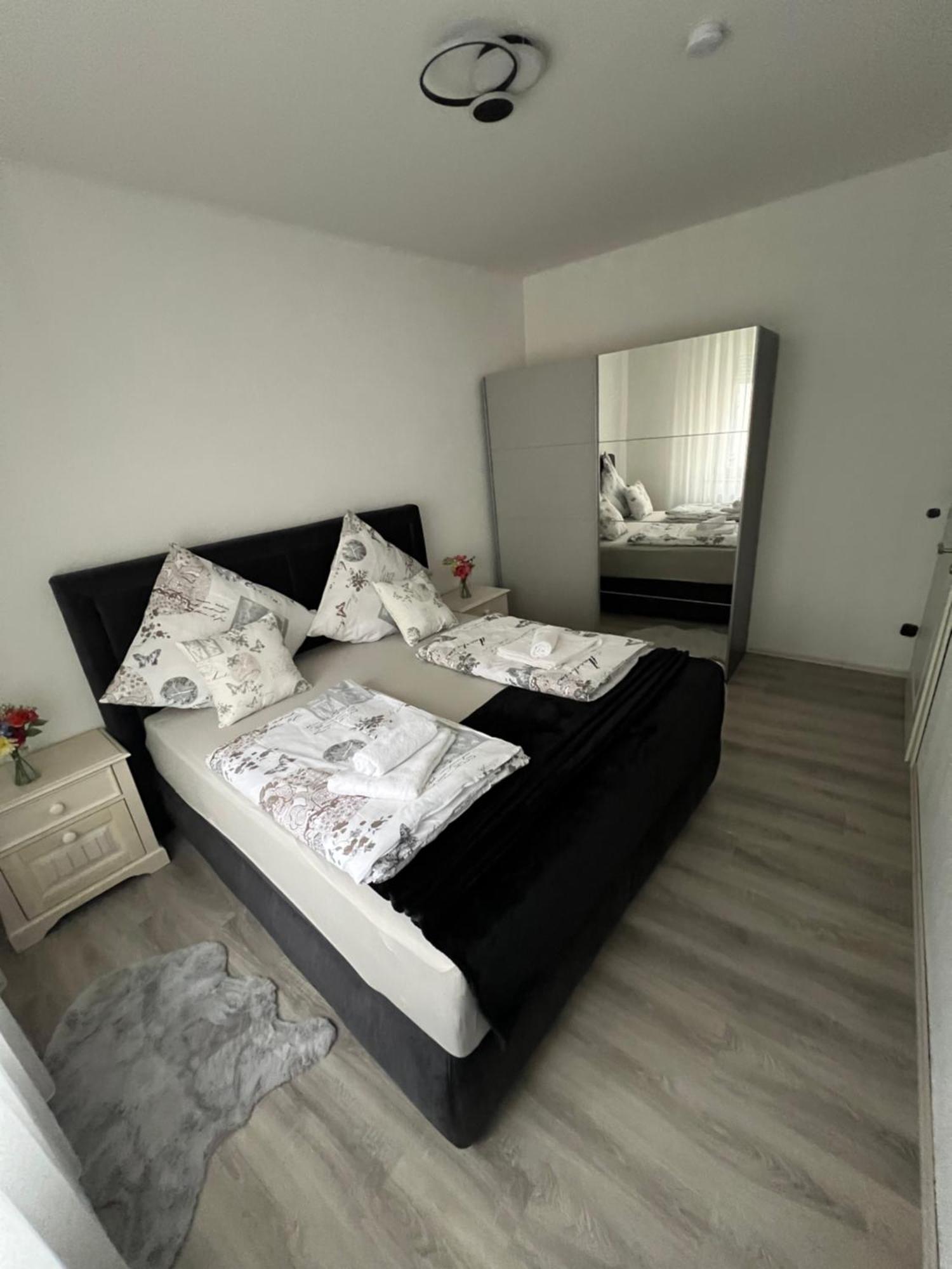 Apartment 1 In Duisburg-Mitte, Altstadt Экстерьер фото